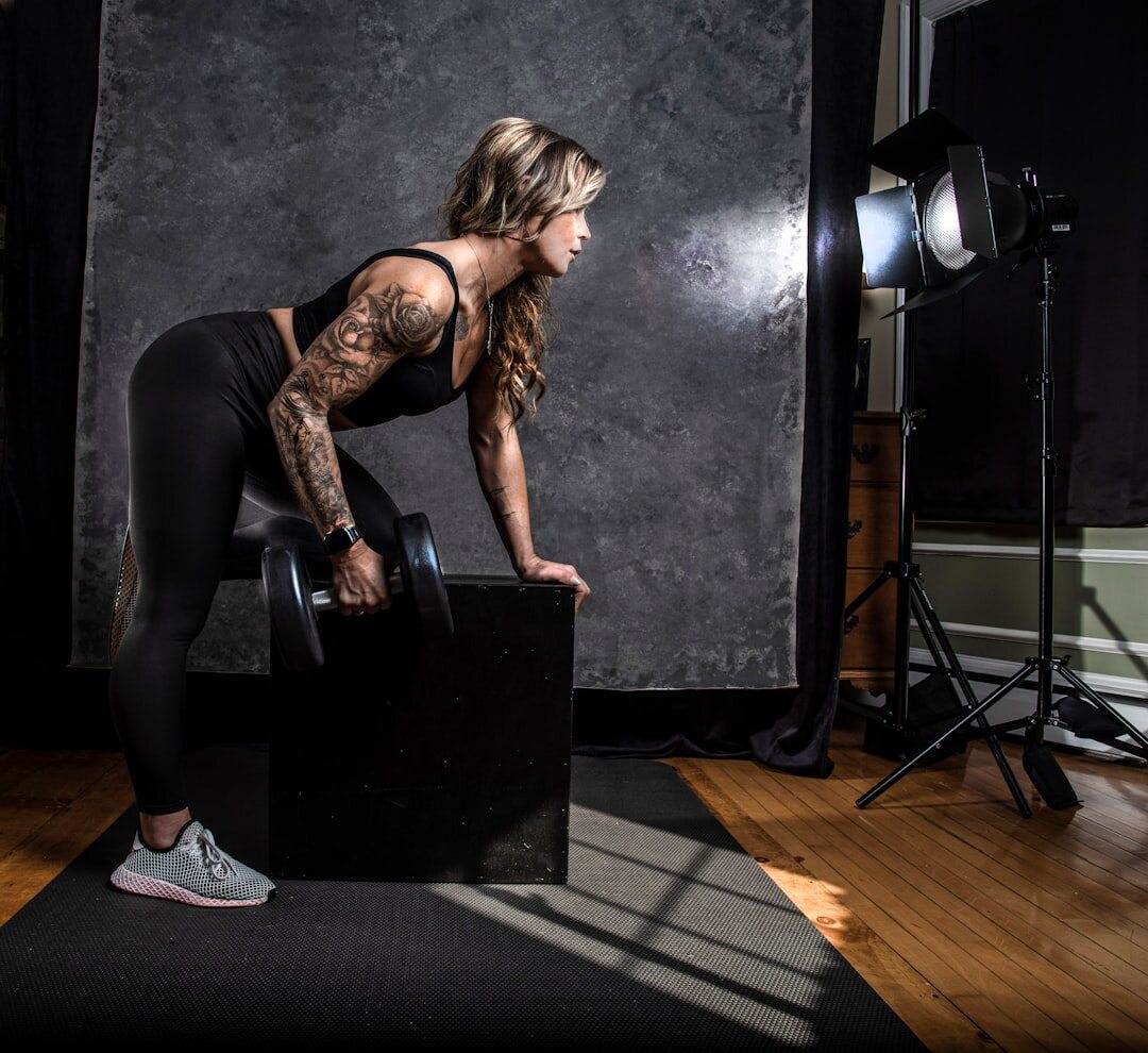 Professional portrait of Norwegian female broadcast instructor in her 30s